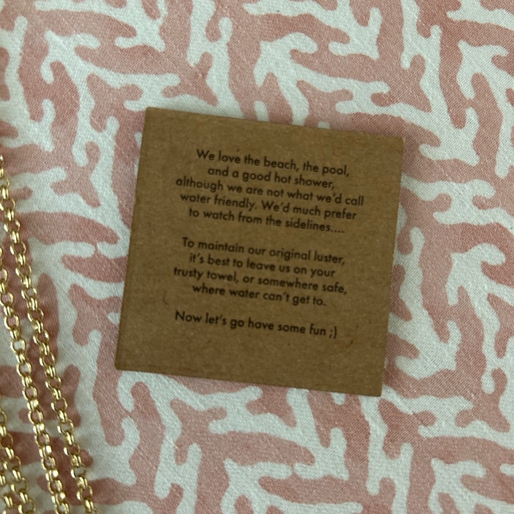 Roxanne Assoulin The Puffy initial necklace- “l” - Picture 5 of 11